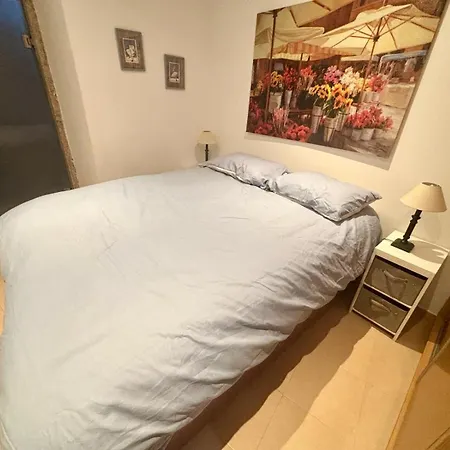 Charming Flat Near Sta Apolonia Station Lisboa