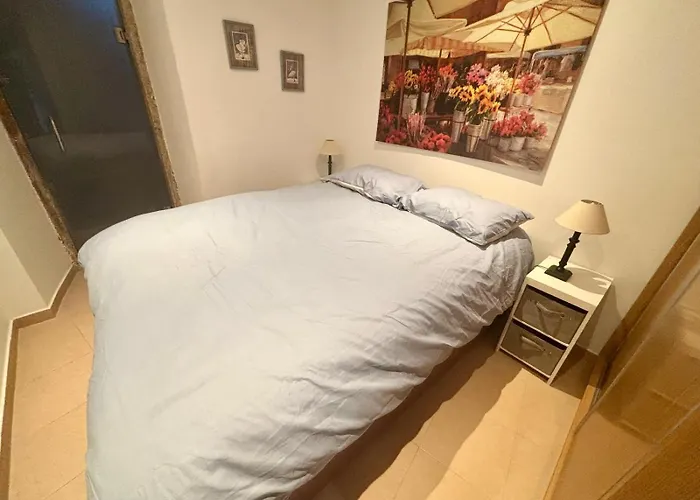 Charming Flat Near Sta Apolonia Station Lisboa